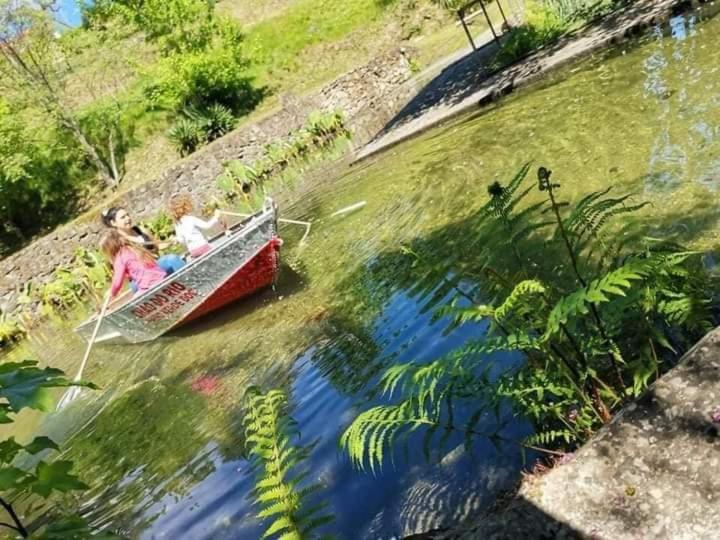 Quinta Da Chouza Agroturismo E Enoturismo เซลอริโก จิ บาสโต ภายนอก รูปภาพ