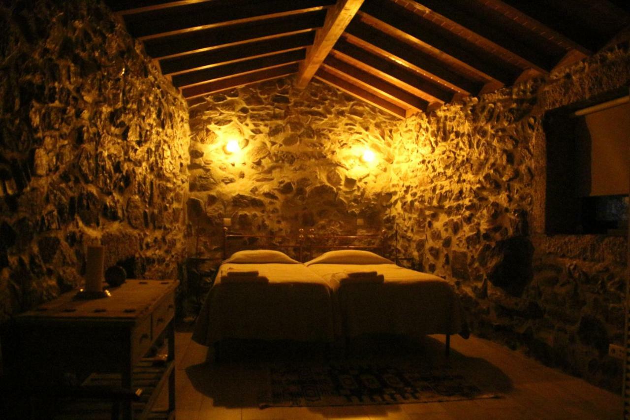 Quinta Da Chouza Agroturismo E Enoturismo เซลอริโก จิ บาสโต ภายนอก รูปภาพ